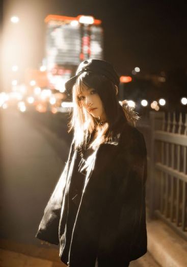 智斗美女蛇