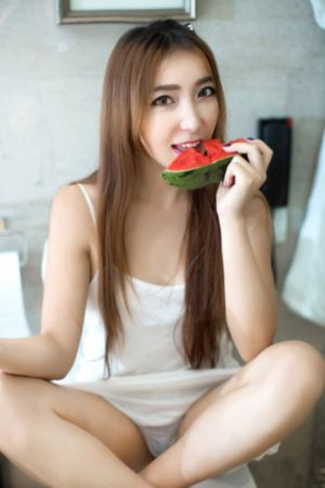 中出美女