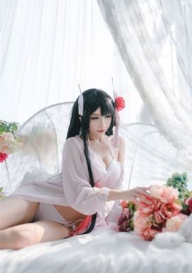 让娇妻尝试三p按摩师高清系列