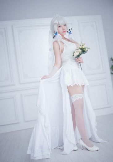 三级做爰蜜桃成熟时电影卿本佳人